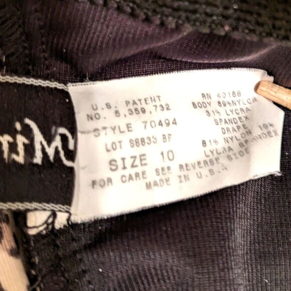 MIRACLE SUIT Women Swimsuit One piece Leopard High Leg Halter Underwire Sz 10 - Picture 5 of 7